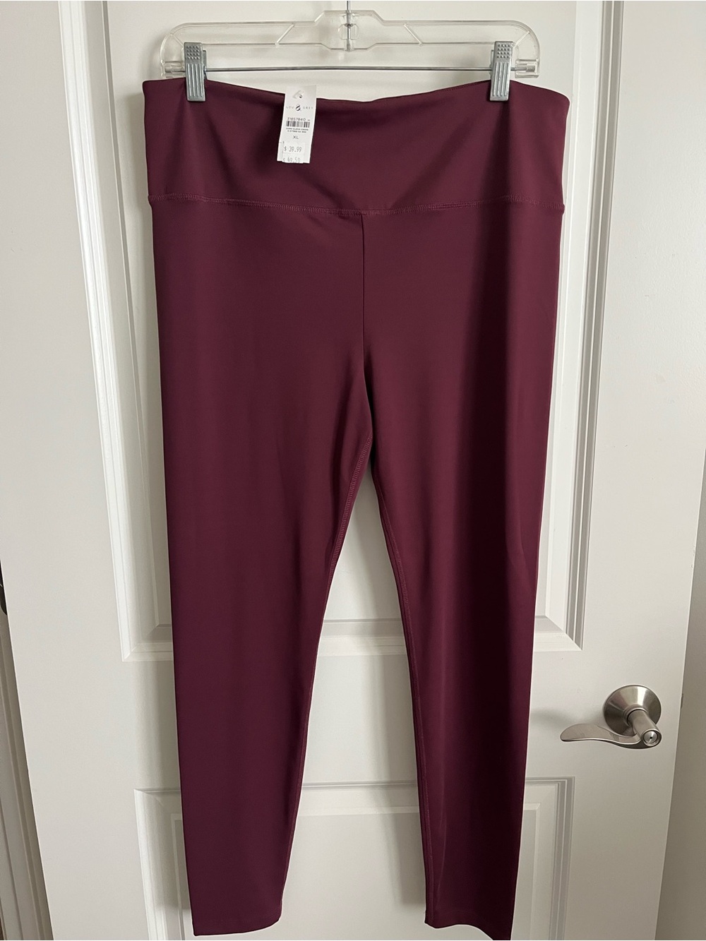 Lou & Grey Deep Burgundy High-Rise Leggings activewear